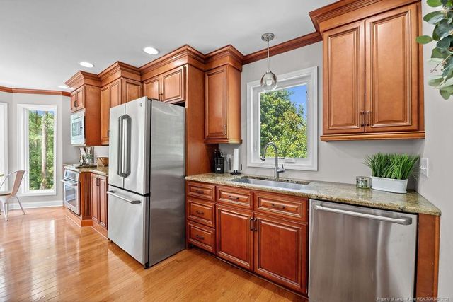 6874 S Staff Road, Fayetteville, NC 28306