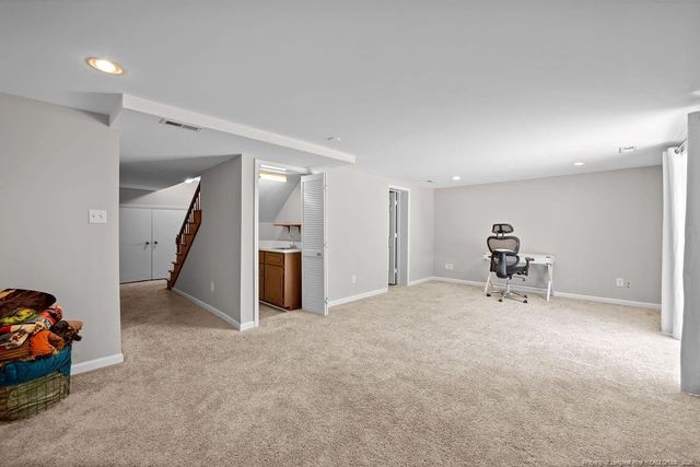 6874 S Staff Road, Fayetteville, NC 28306