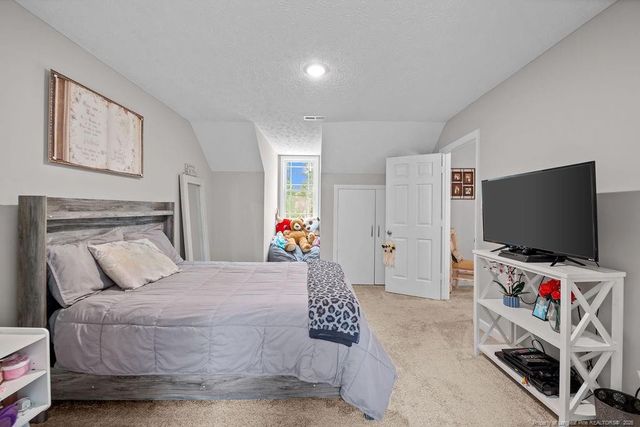 6874 S Staff Road, Fayetteville, NC 28306