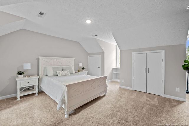 6874 S Staff Road, Fayetteville, NC 28306