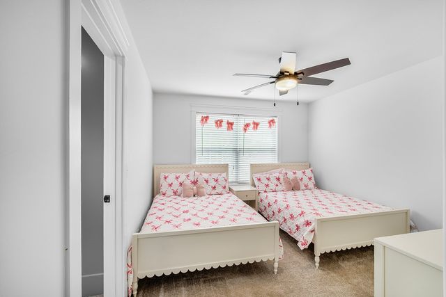 3552 Aurora Dr, Clarksville, TN 37040
