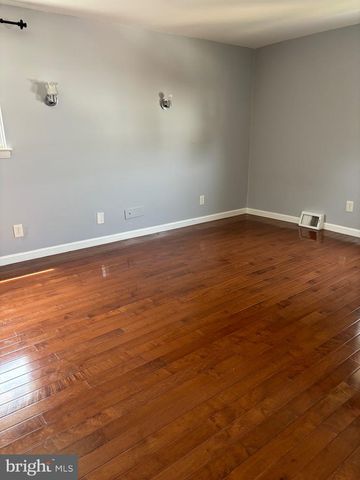 9009 EASTVIEW ST, Philadelphia, PA 19152