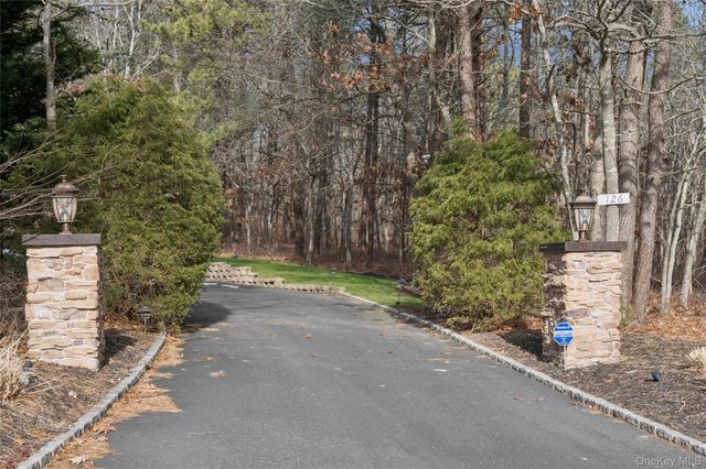 126 Malloy Drive, East Quogue, NY 11942