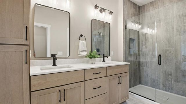 5926 Fuji Lane, Eau Claire, WI 54701