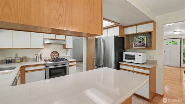 15822 SE 167th Place, Renton, WA 98058