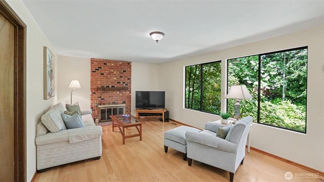15822 SE 167th Place, Renton, WA 98058