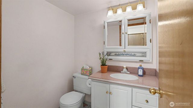 15822 SE 167th Place, Renton, WA 98058