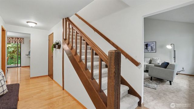 15822 SE 167th Place, Renton, WA 98058