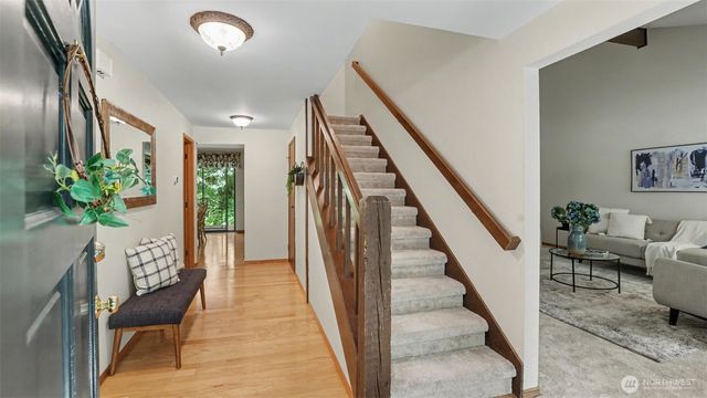 15822 SE 167th Place, Renton, WA 98058