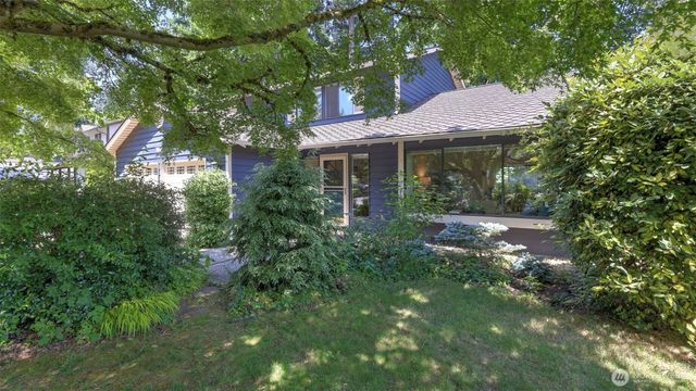 15822 SE 167th Place, Renton, WA 98058