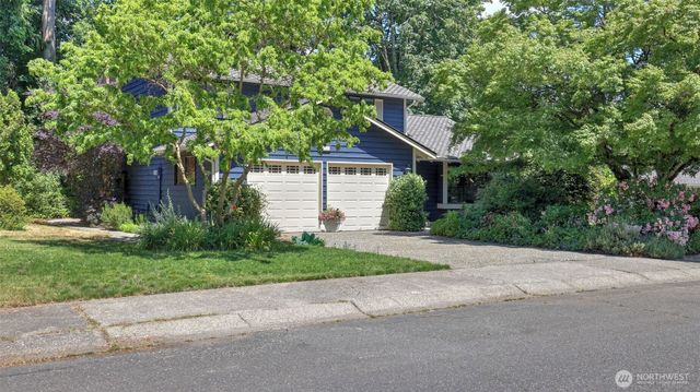 15822 SE 167th Place, Renton, WA 98058