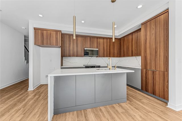 1133 Emilia Avenue, Lowell, AR 72745