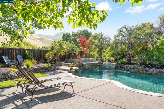 115 Byerley Ct, Alamo, CA 94507