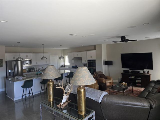 1684 County Road 2234, Lampasas, TX 76550