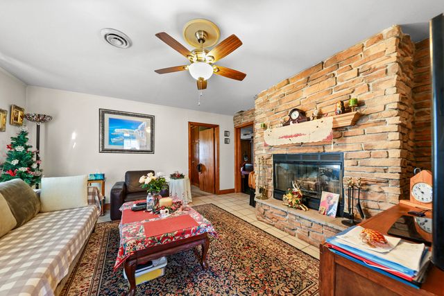 605 East Street, Mazon, IL 60444