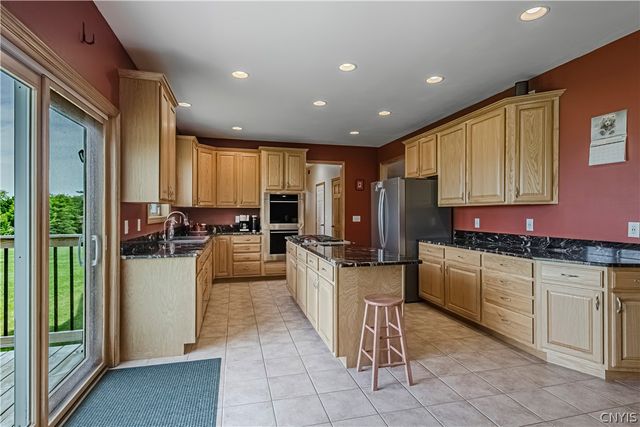 8925 Tibbitts Road, New Hartford, NY 13413