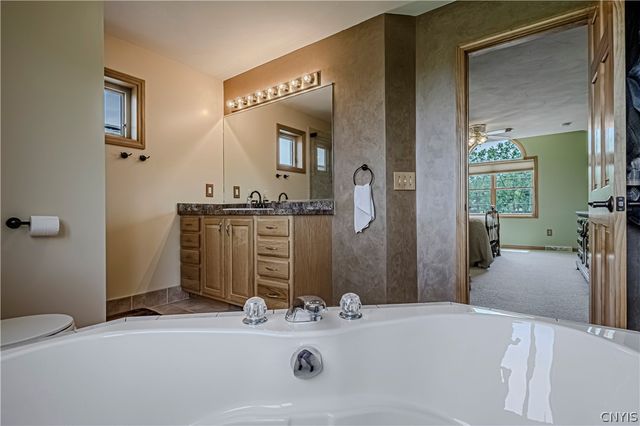 8925 Tibbitts Road, New Hartford, NY 13413
