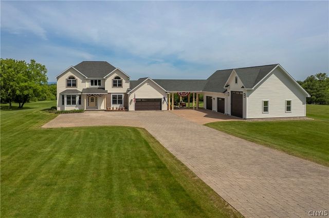 8925 Tibbitts Road, New Hartford, NY 13413