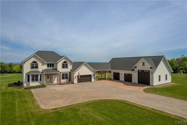 8925 Tibbitts Road, New Hartford, NY 13413