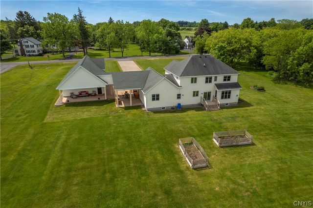 8925 Tibbitts Road, New Hartford, NY 13413