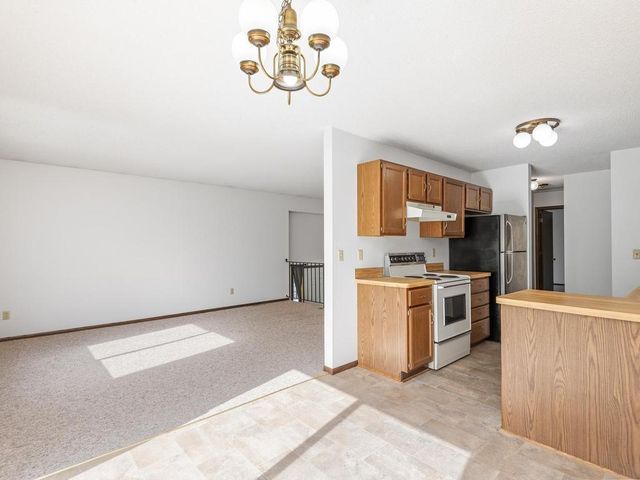 5356 Beachside Drive, Minnetonka, MN 55343