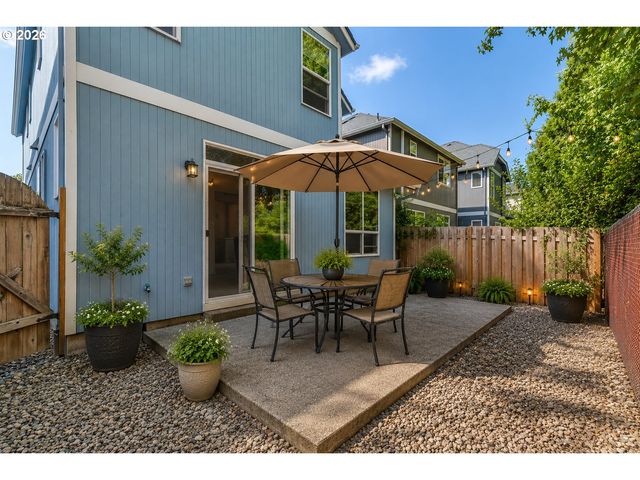 20319 Sw VERONA Ct, Beaverton, OR 97003