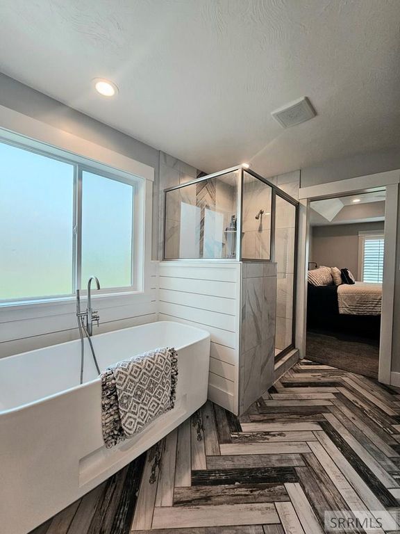 Image 16 of property listing at 852 E 1425 N, Shelley, ID 83274