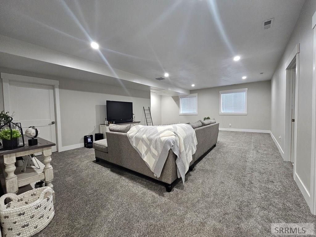 Image 20 of property listing at 852 E 1425 N, Shelley, ID 83274