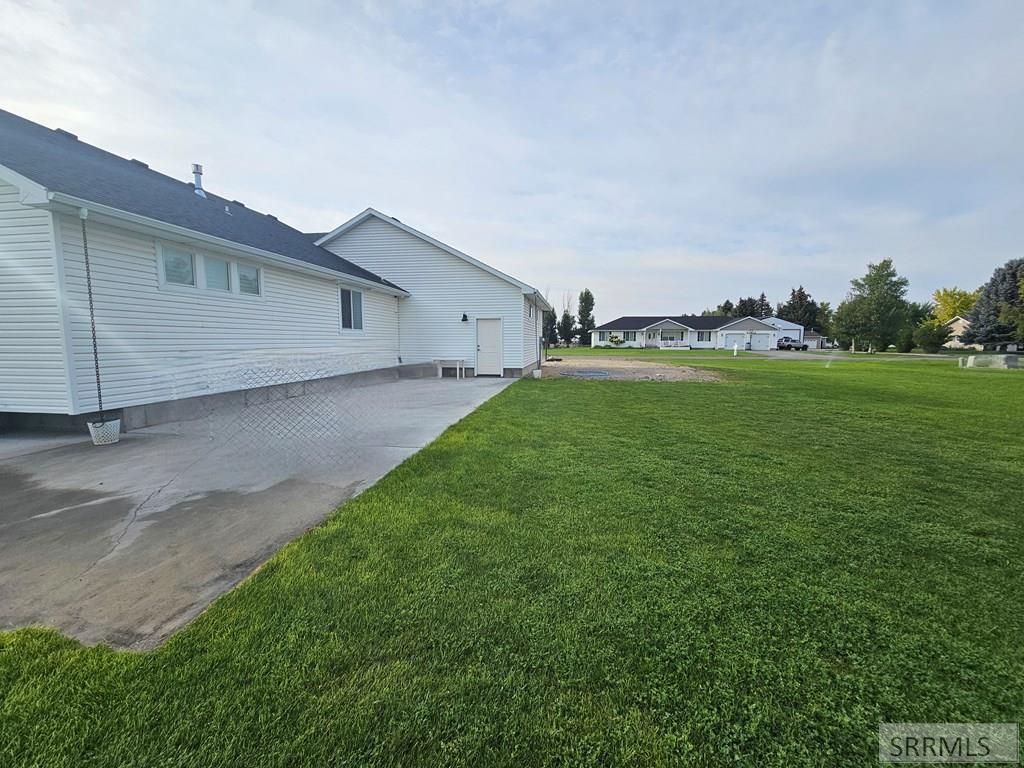 Image 29 of property listing at 852 E 1425 N, Shelley, ID 83274