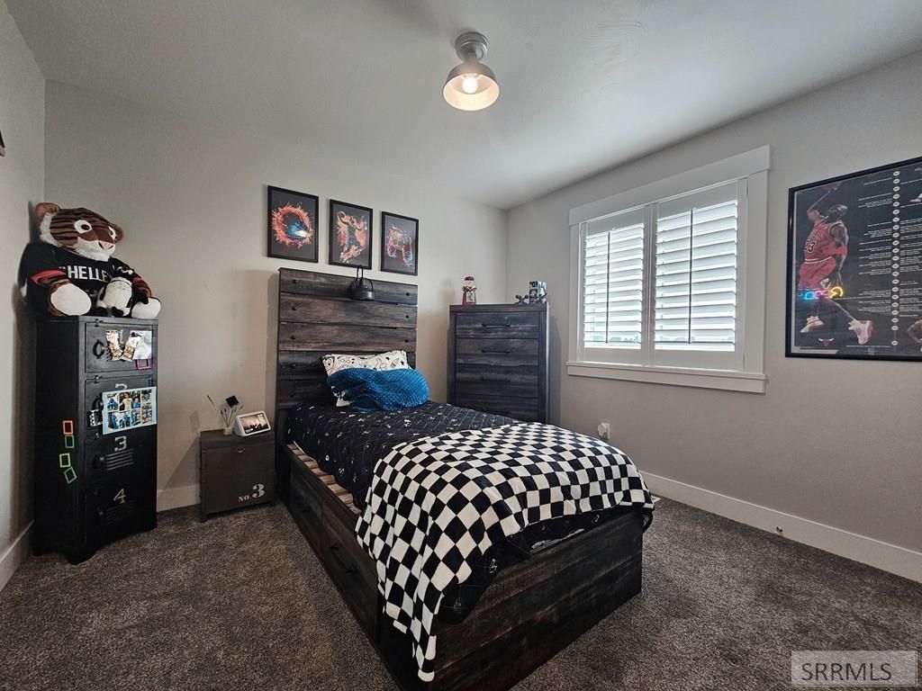 Image 9 of property listing at 852 E 1425 N, Shelley, ID 83274