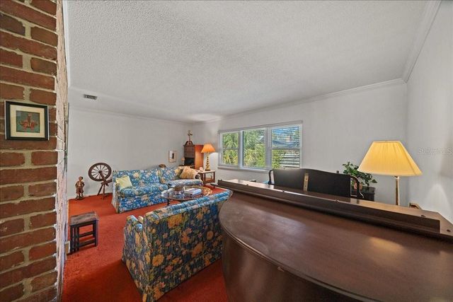 2147 NE 7TH STREET, Ocala, FL 34470