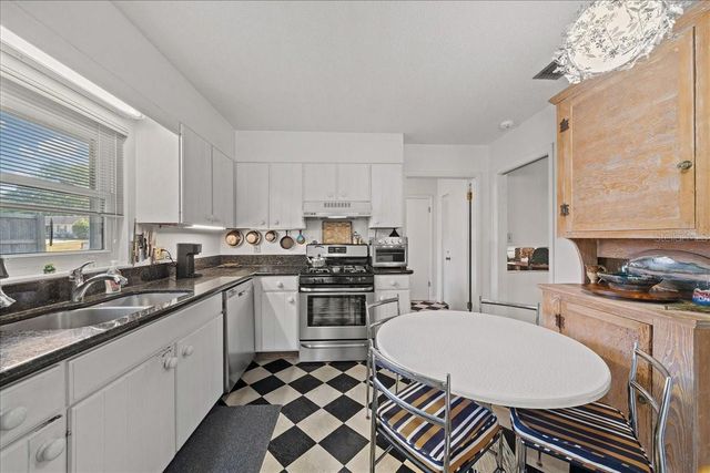 2147 NE 7TH STREET, Ocala, FL 34470