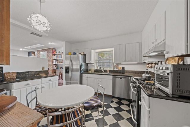 2147 NE 7TH STREET, Ocala, FL 34470