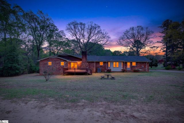 3121 Cannons Campground Road, Spartanburg, SC 29307
