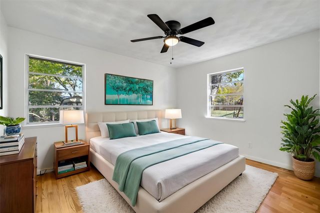 2549 Inadale Avenue, Dallas, TX 75228