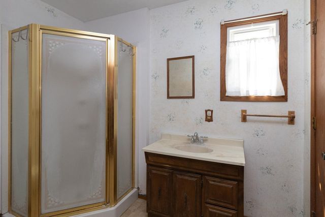 216 E 3rd Street, Chaska, MN 55318