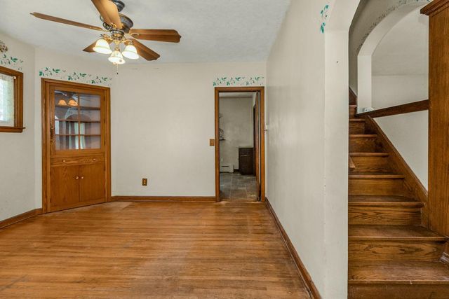 216 E 3rd Street, Chaska, MN 55318