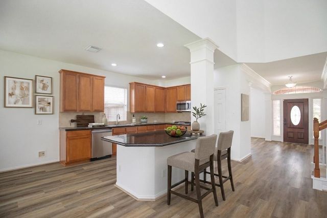 810 Aqua Vista, Richmond, TX 77469