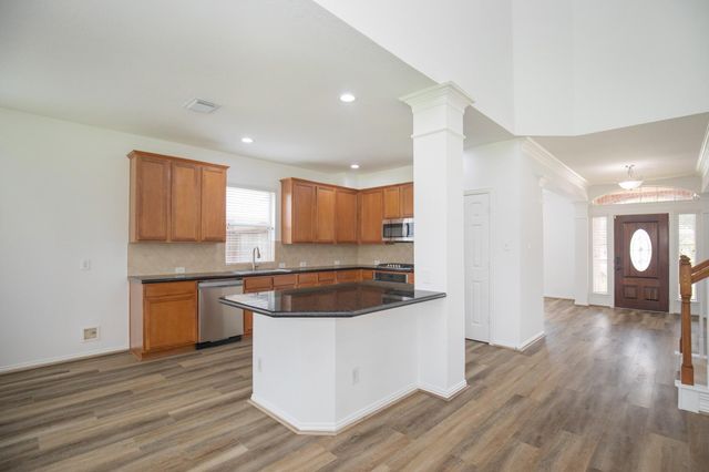 810 Aqua Vista, Richmond, TX 77469