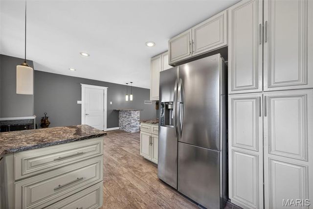 212 W Thornton Avenue, Rock Hill, MO 63119