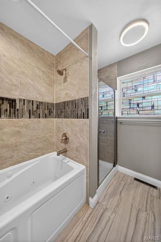 212 W Thornton Avenue, Rock Hill, MO 63119