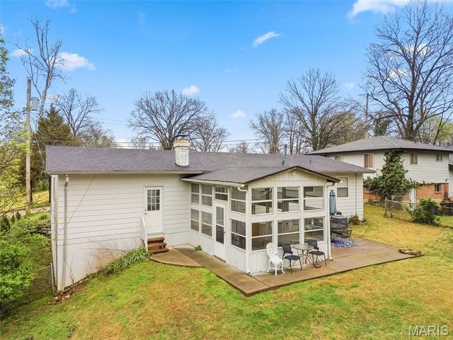 212 W Thornton Avenue, Rock Hill, MO 63119