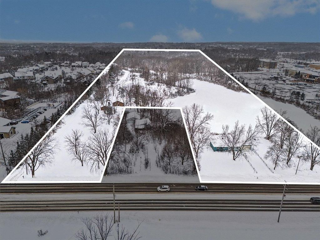 2967 Knapp Street, Grand Rapids, MI 49525