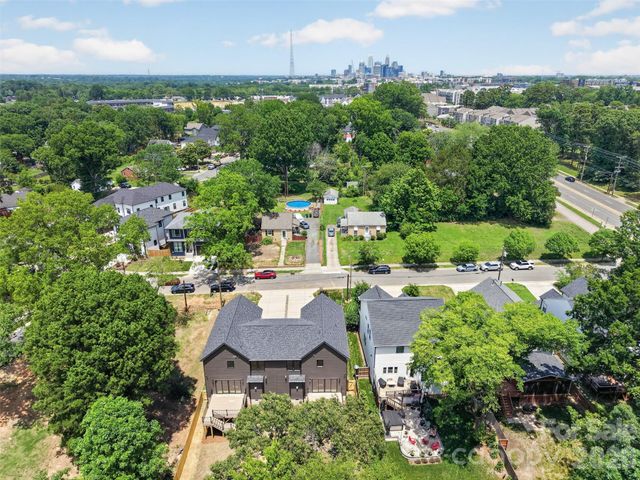 421 W Cama Street, Charlotte, NC 28217