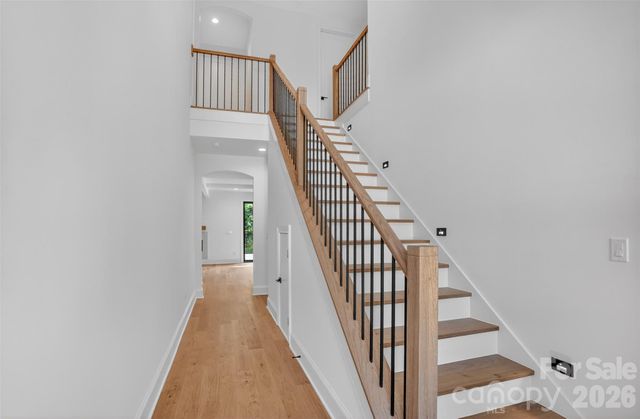 421 W Cama Street, Charlotte, NC 28217