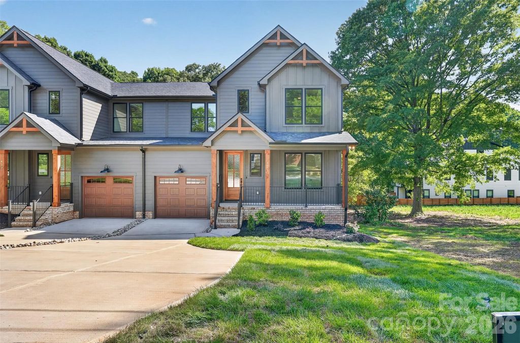 421 W Cama Street, Charlotte, NC 28217