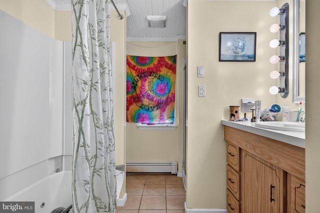 228 MCKENDIMEN RD, Medford Lakes, NJ 08055