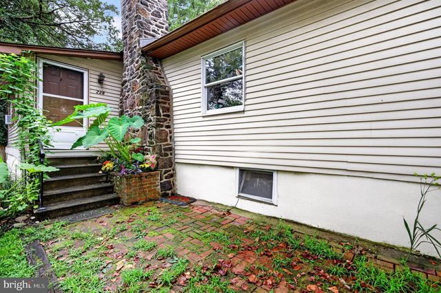 228 MCKENDIMEN RD, Medford Lakes, NJ 08055