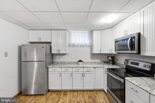 906 HIDDEN HOLLOW DR, Gap, PA 17527