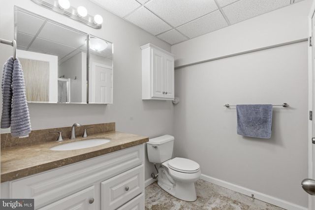 906 HIDDEN HOLLOW DR, Gap, PA 17527